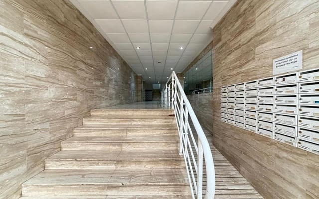 2 Zimmer Apartment zu verkaufen in Torrevieja - 169.900 € (Ref: 9770051)