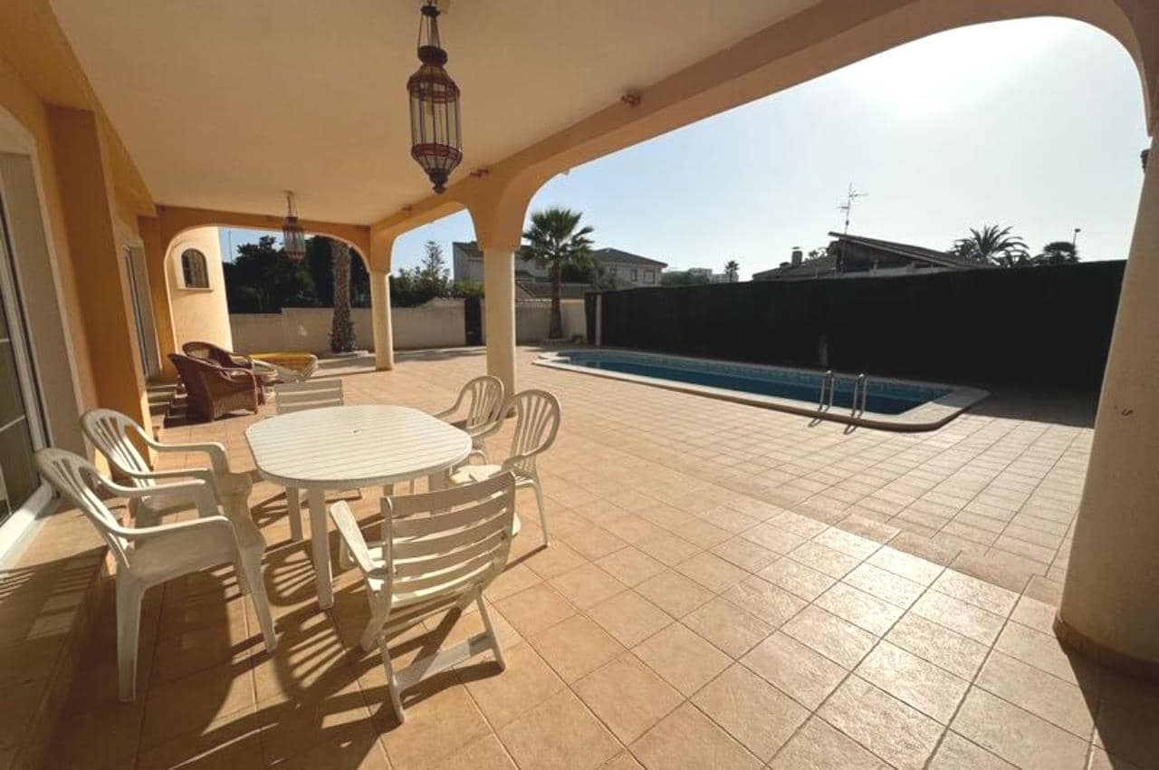 4 chambre Villa/Maison à vendre à Playa Flamenca avec piscine garage - 870 000 € (Ref: 9772016)