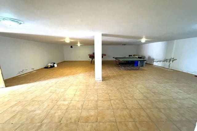 4 Zimmer Villa zu verkaufen in Playa Flamenca, Orihuela mit Pool Garage - 870.000 € (Ref: 9772016)