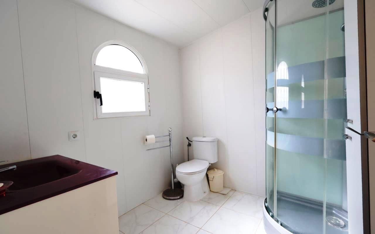 4 makuuhuone Huvila myytävänä paikassa Playa Flamenca mukana uima-altaan 
autotalli - 555 000 € (Ref: 9772515)