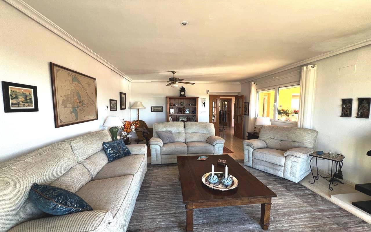 3 sypialnia Finka/Dom wiejski na sprzedaż w Sax z basenem garażem - 399 995 € (Ref: 9777305)