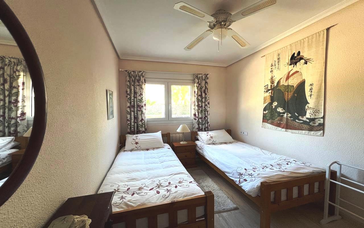 3 sypialnia Finka/Dom wiejski na sprzedaż w Sax z basenem garażem - 399 995 € (Ref: 9777305)