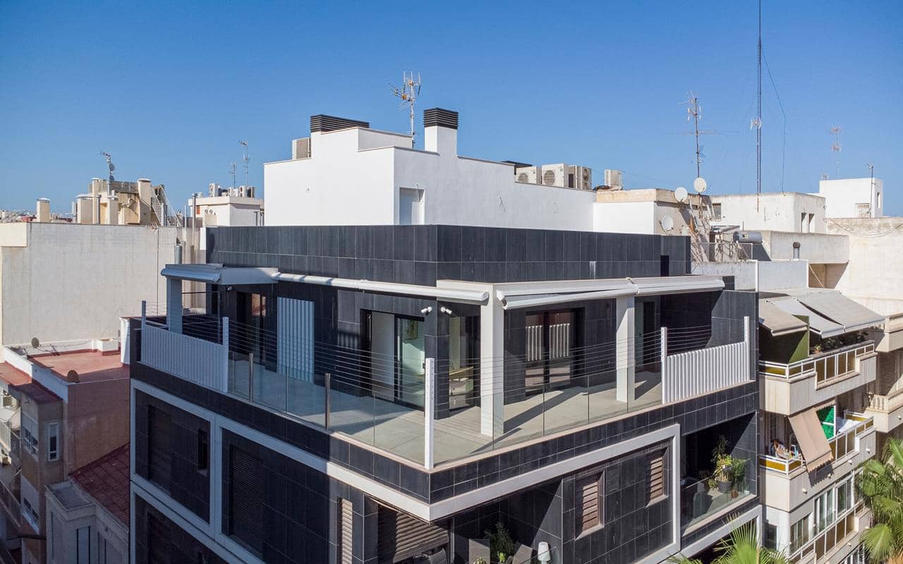 3 slaapkamer Penthouse te koop in Torrevieja met garage - € 545.000 (Ref: 9793652)