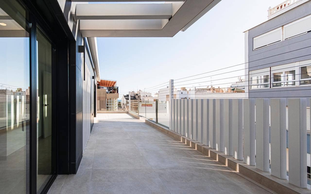 3 slaapkamer Penthouse te koop in Torrevieja met garage - € 545.000 (Ref: 9793652)