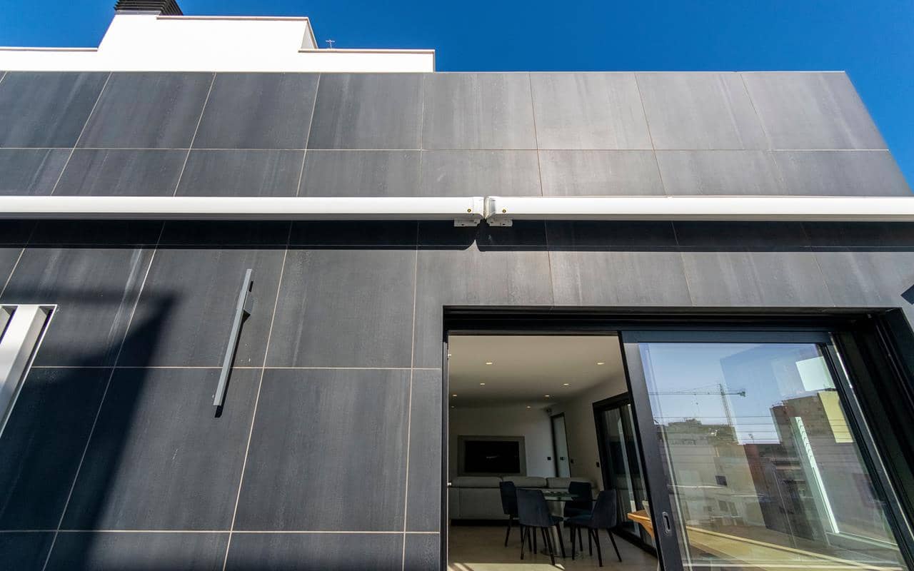 3 slaapkamer Penthouse te koop in Torrevieja met garage - € 545.000 (Ref: 9793652)