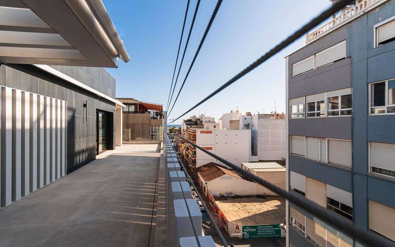 3 slaapkamer Penthouse te koop in Torrevieja met garage - € 545.000 (Ref: 9793652)