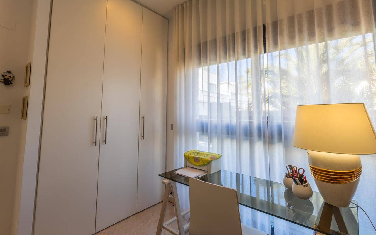 3 soverom Villa til salgs i Cabo Roig med svømmebasseng garasje - € 510 000 (Ref: 9796087)