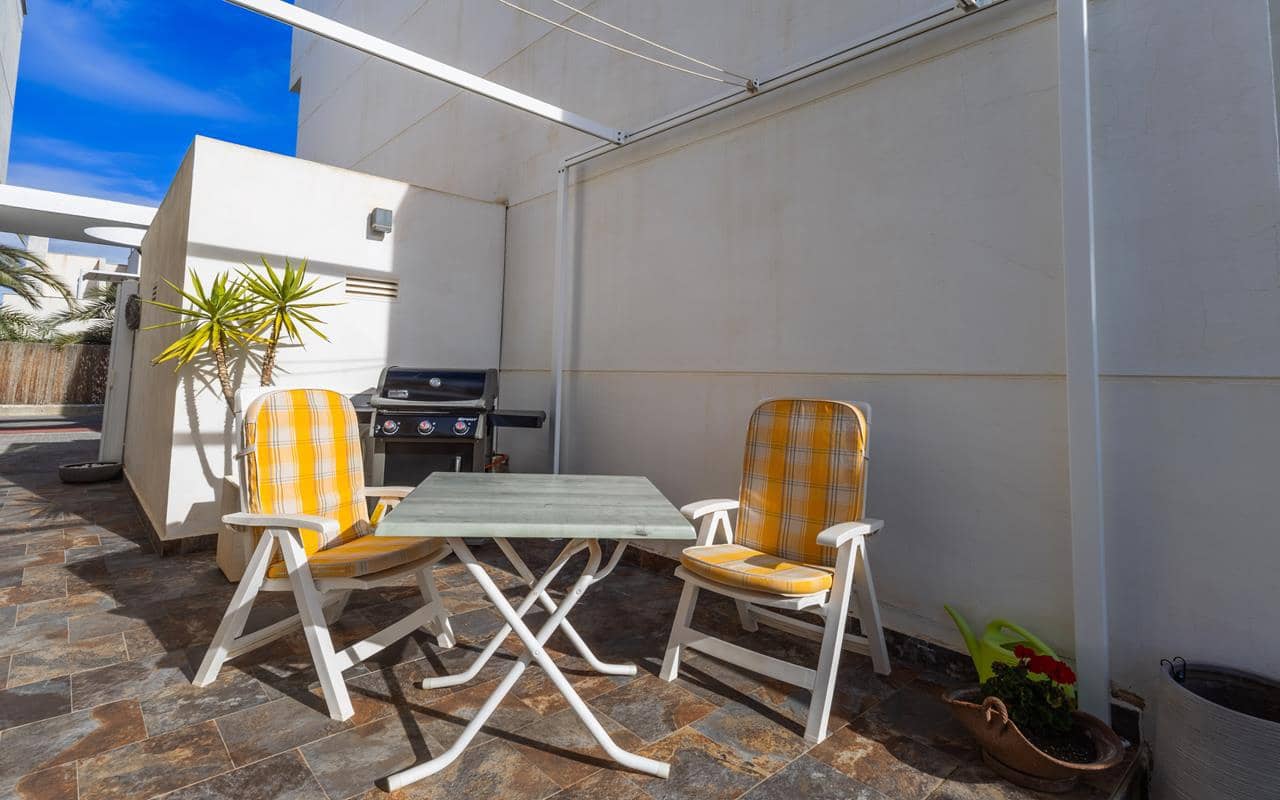 3 soverom Villa til salgs i Cabo Roig med svømmebasseng garasje - € 510 000 (Ref: 9796087)