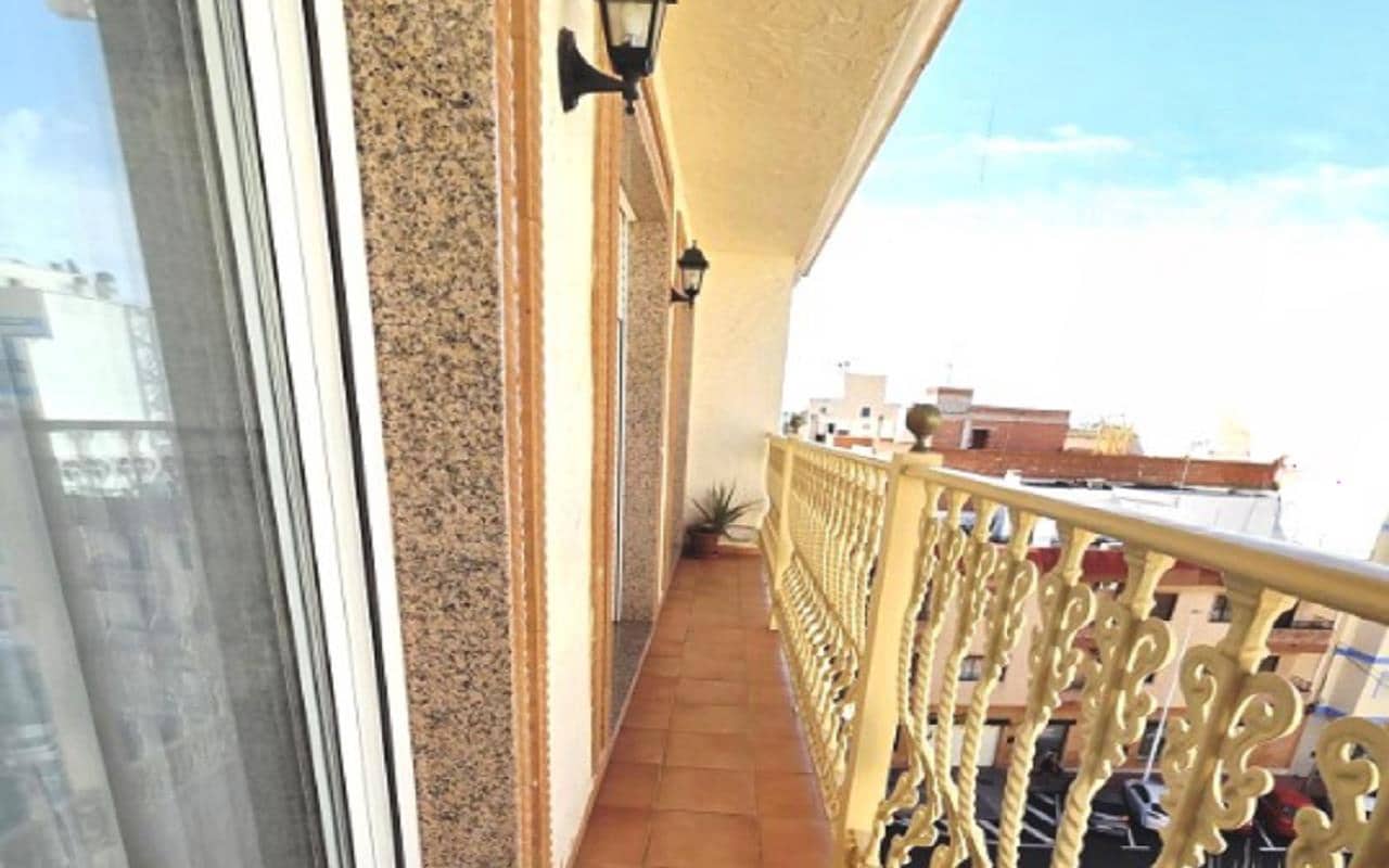 3 soveværelse Lejlighed til salg i Torrevieja med garage - € 189.000 (Ref: 9796088)