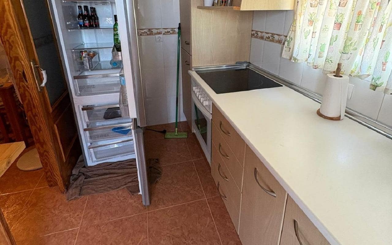 2 soverom Leilighet til salgs i Playa Honda med svømmebasseng garasje - € 149 000 (Ref: 9798169)