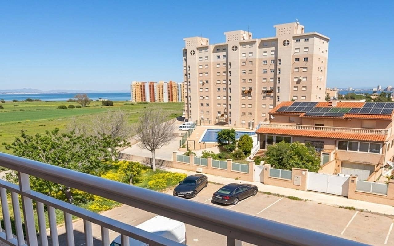 2 soverom Leilighet til salgs i Playa Honda med svømmebasseng garasje - € 149 000 (Ref: 9798169)