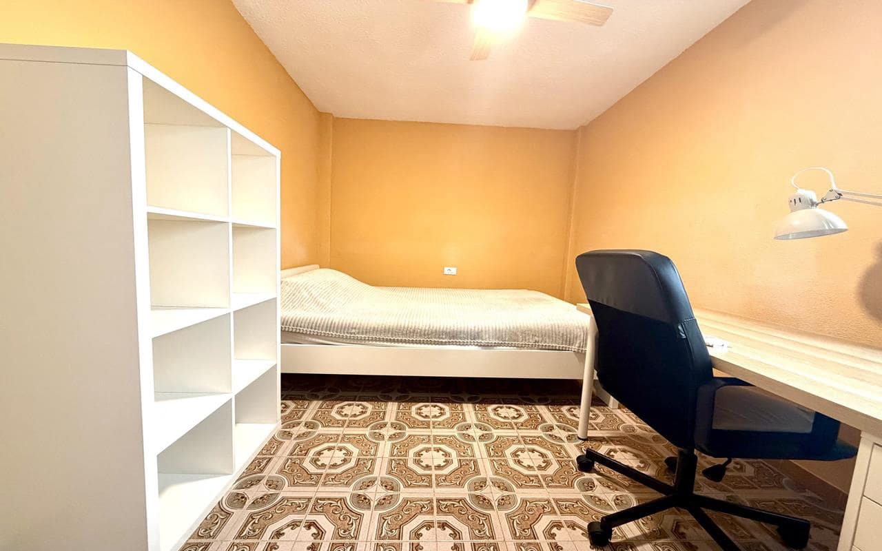 3 soverom Leilighet til salgs i Torrevieja - € 195 000 (Ref: 9798309)