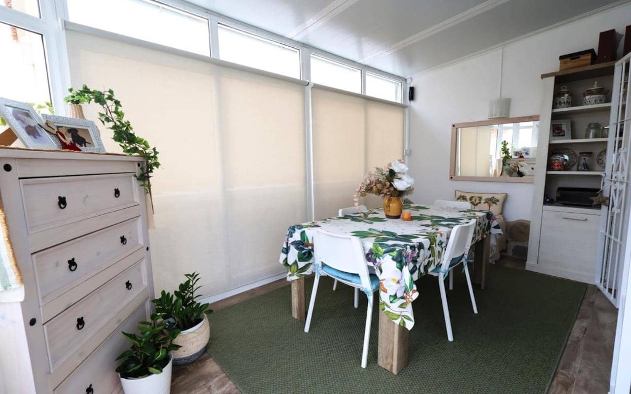 4 soveværelse Villa til salg i Villamartin med swimmingpool garage - € 408.000 (Ref: 9798484)