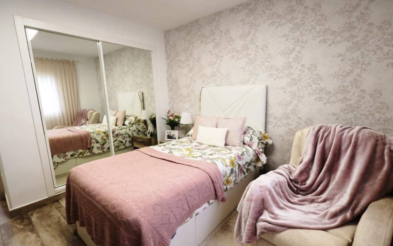 4 soveværelse Villa til salg i Villamartin med swimmingpool garage - € 408.000 (Ref: 9798484)