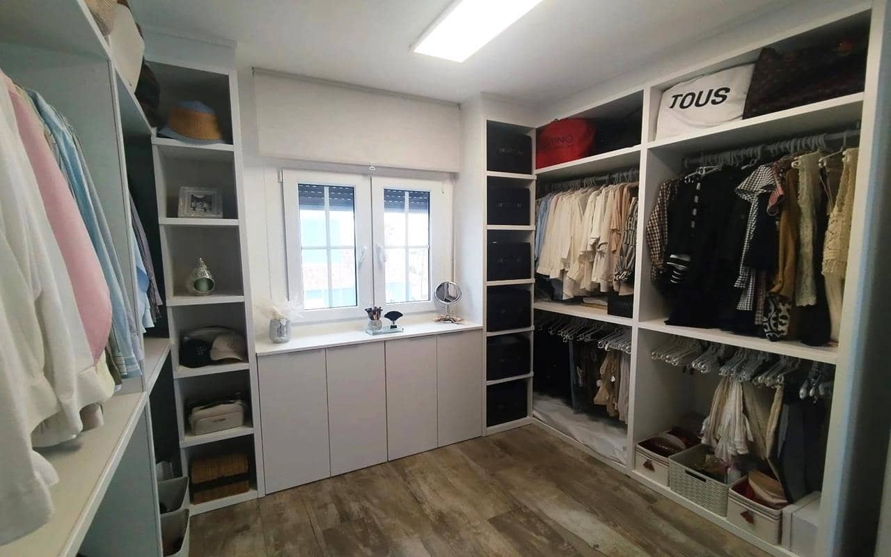 4 soveværelse Villa til salg i Villamartin med swimmingpool garage - € 408.000 (Ref: 9798484)