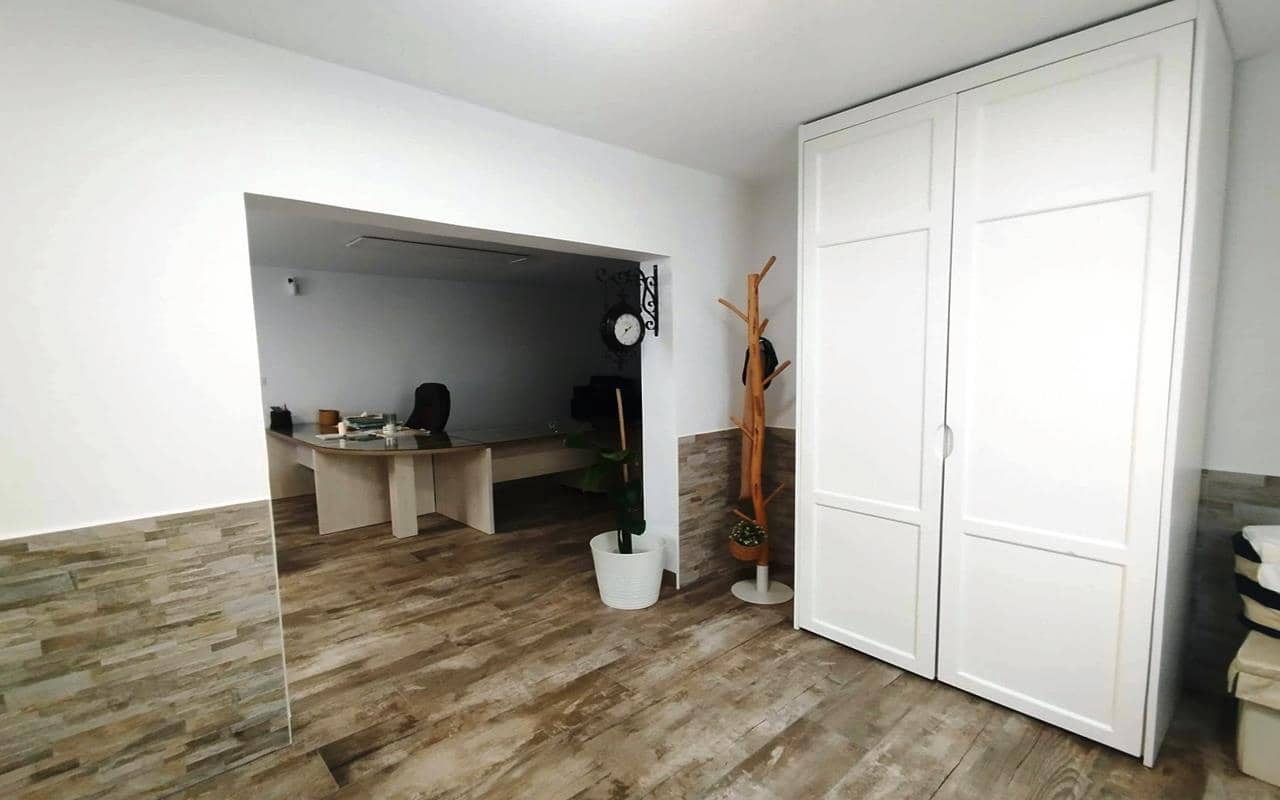 4 soveværelse Villa til salg i Villamartin med swimmingpool garage - € 408.000 (Ref: 9798484)