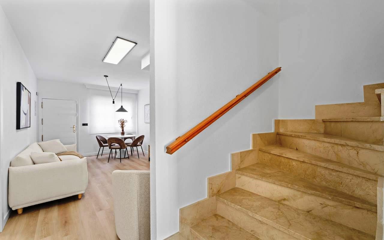 3 sovrum Hus till salu i Villamartin med pool garage - 269 800 € (Ref: 9800048)