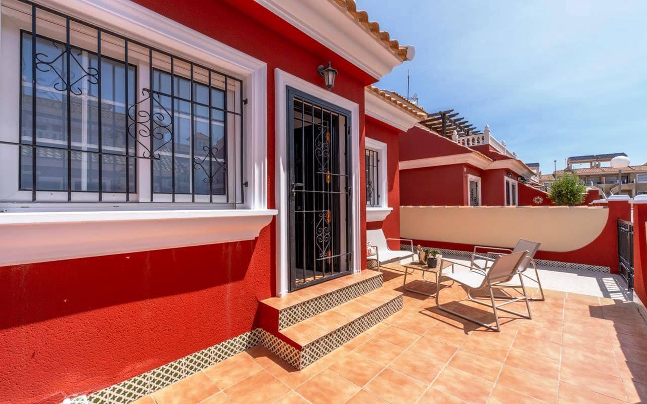 3 sovrum Hus till salu i Villamartin med pool garage - 269 800 € (Ref: 9800048)