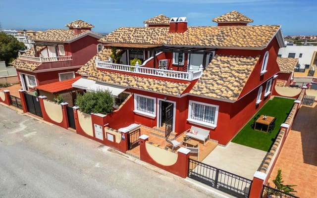 3 sovrum Hus till salu i Villamartin, Orihuela med pool garage - 269 800 € (Ref: 9800048)