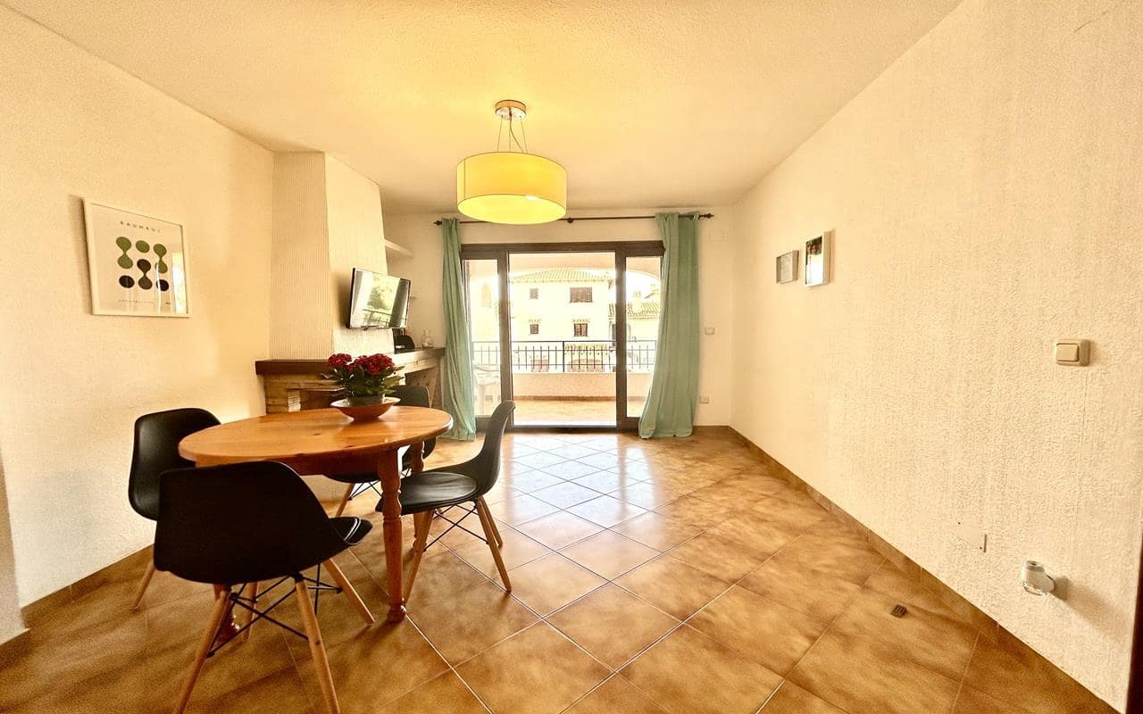 2 makuuhuone Huoneisto myytävänä paikassa Cabo Roig mukana uima-altaan - 205 000 € (Ref: 9800179)