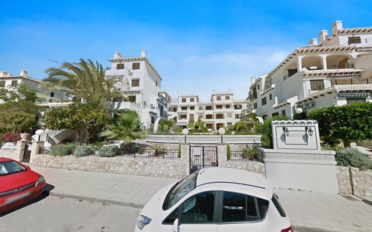 2 makuuhuone Huoneisto myytävänä paikassa Cabo Roig mukana uima-altaan - 205 000 € (Ref: 9800179)