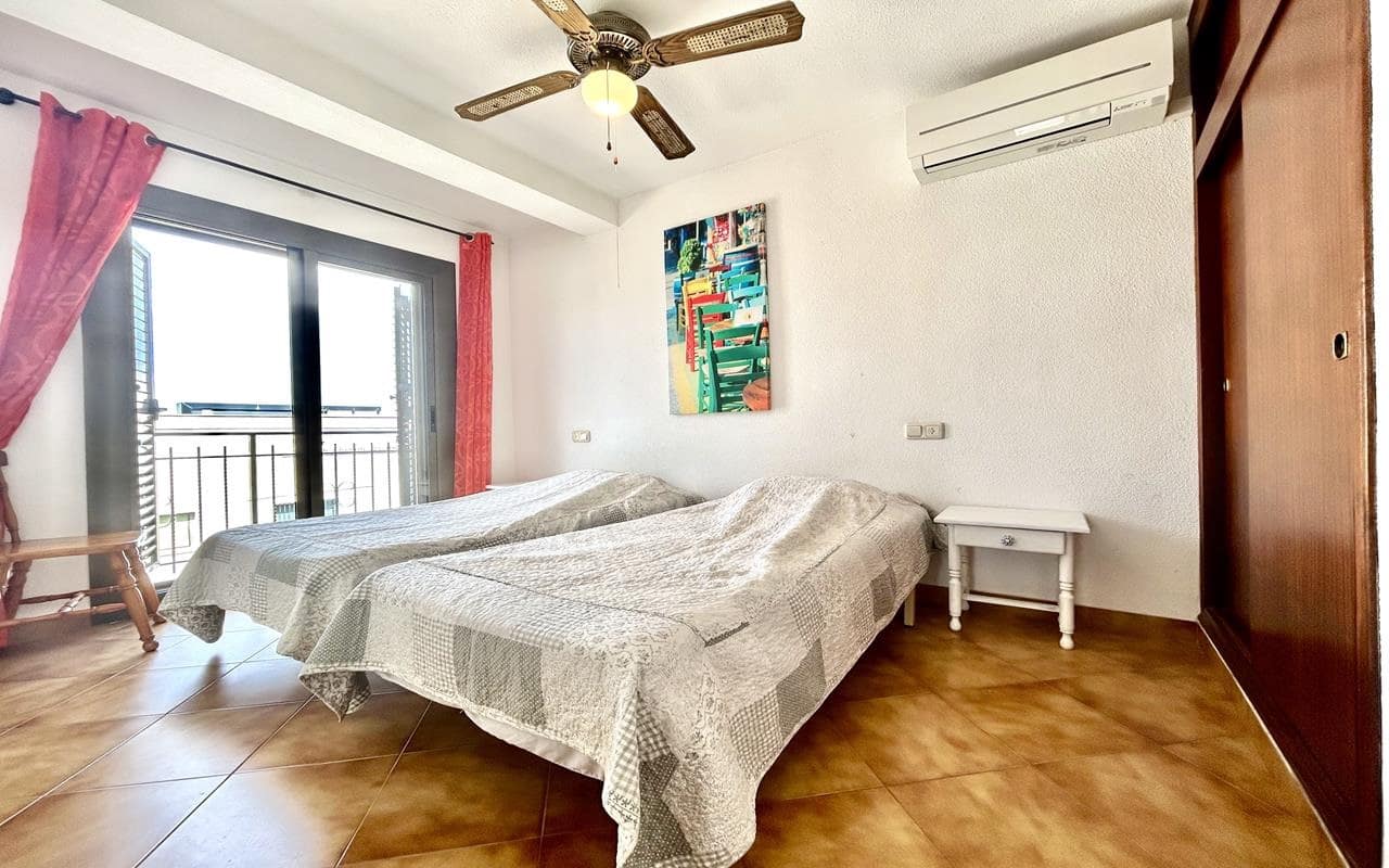 2 makuuhuone Huoneisto myytävänä paikassa Cabo Roig mukana uima-altaan - 205 000 € (Ref: 9800179)