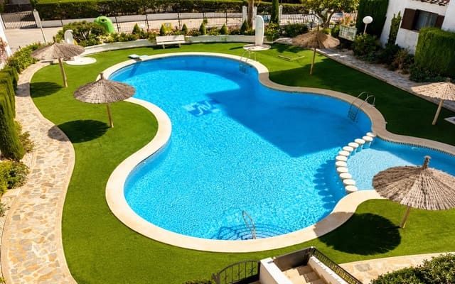 2 sypialnia Apartament na sprzedaż w Cabo Roig, Orihuela z basenem - 205 000 € (Ref: 9800179)
