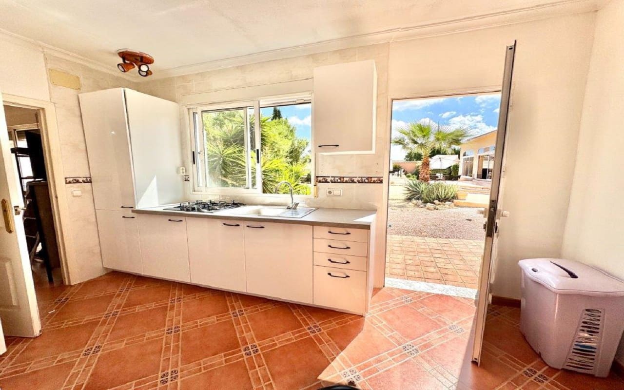 3 sypialnia Finka/Dom wiejski na sprzedaż w Dolores z basenem garażem - 425 000 € (Ref: 9815204)