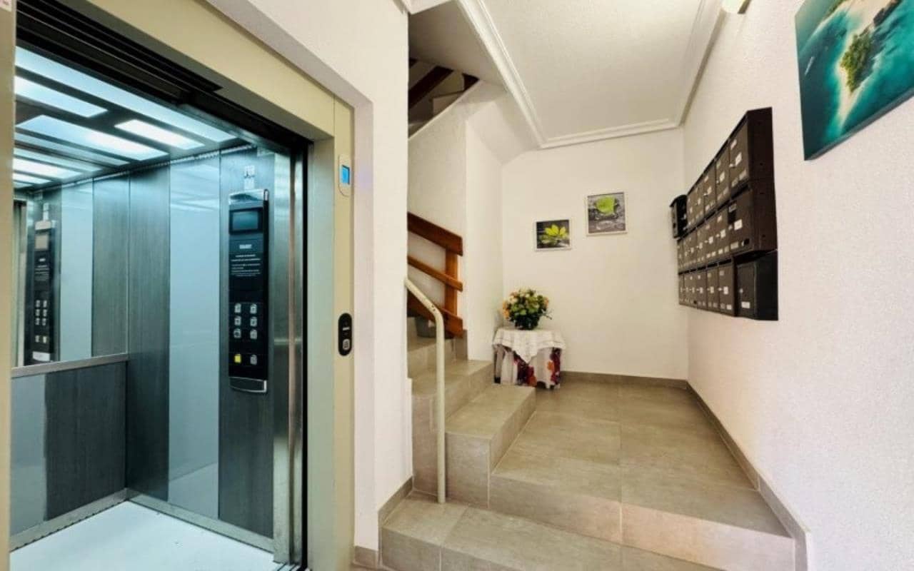 2 Zimmer Apartment zu verkaufen in La Mata mit Garage - 149.000 € (Ref: 9824341)