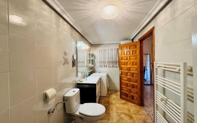 2 Zimmer Apartment zu verkaufen in La Mata, Torrevieja mit Garage - 149.000 € (Ref: 9824341)