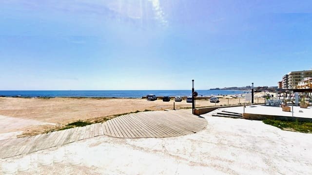 2 Zimmer Apartment zu verkaufen in La Mata, Torrevieja mit Garage - 149.000 € (Ref: 9824341)