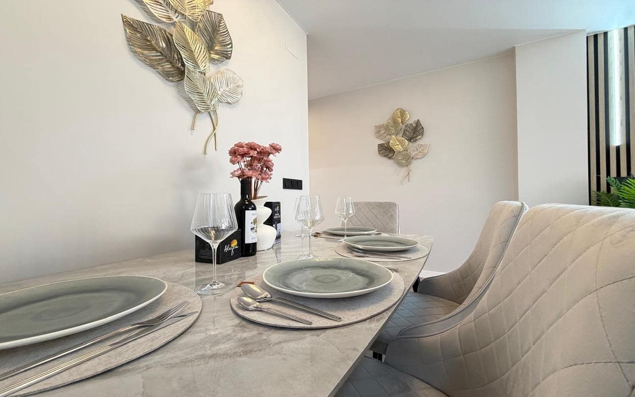 2 slaapkamer Appartement te koop in Torrevieja - € 179.900 (Ref: 9825814)