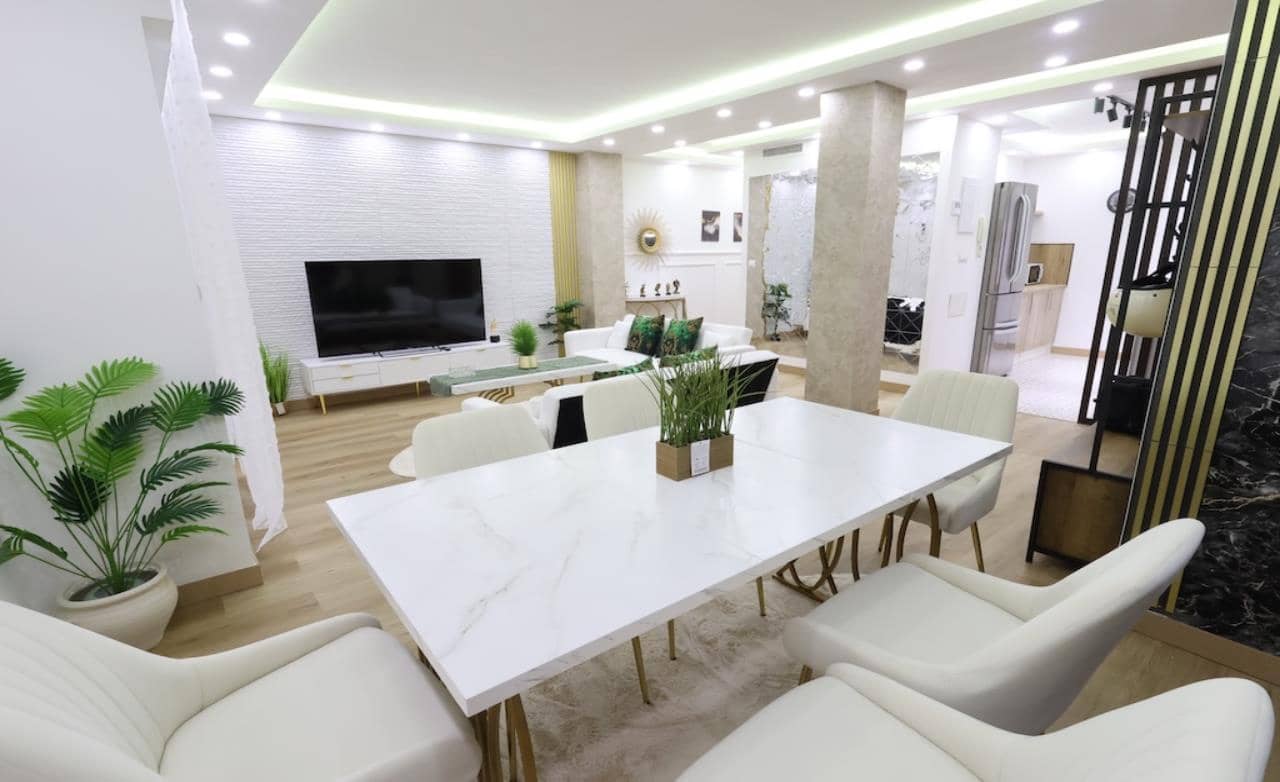 4 sovrum Lägenhet till salu i Torrevieja - 285 000 € (Ref: 9826092)