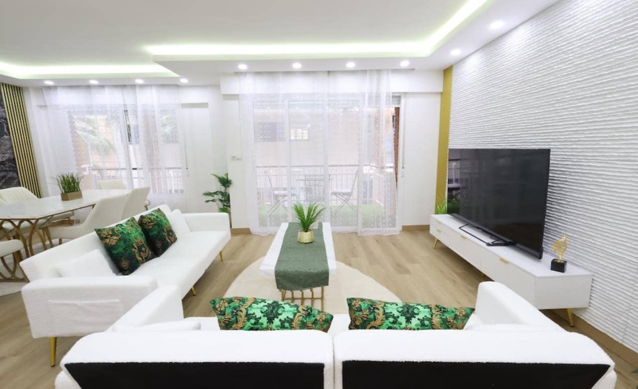4 sovrum Lägenhet till salu i Torrevieja - 285 000 € (Ref: 9826092)