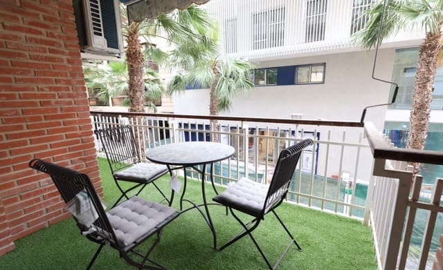 4 sovrum Lägenhet till salu i Torrevieja - 285 000 € (Ref: 9826092)