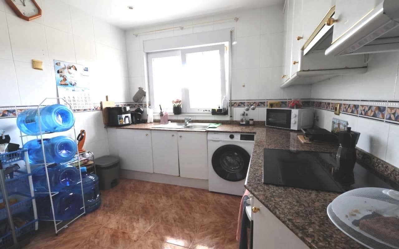 3 bedroom Penthouse for sale in Torrevieja - € 285,000 (Ref: 9833088)