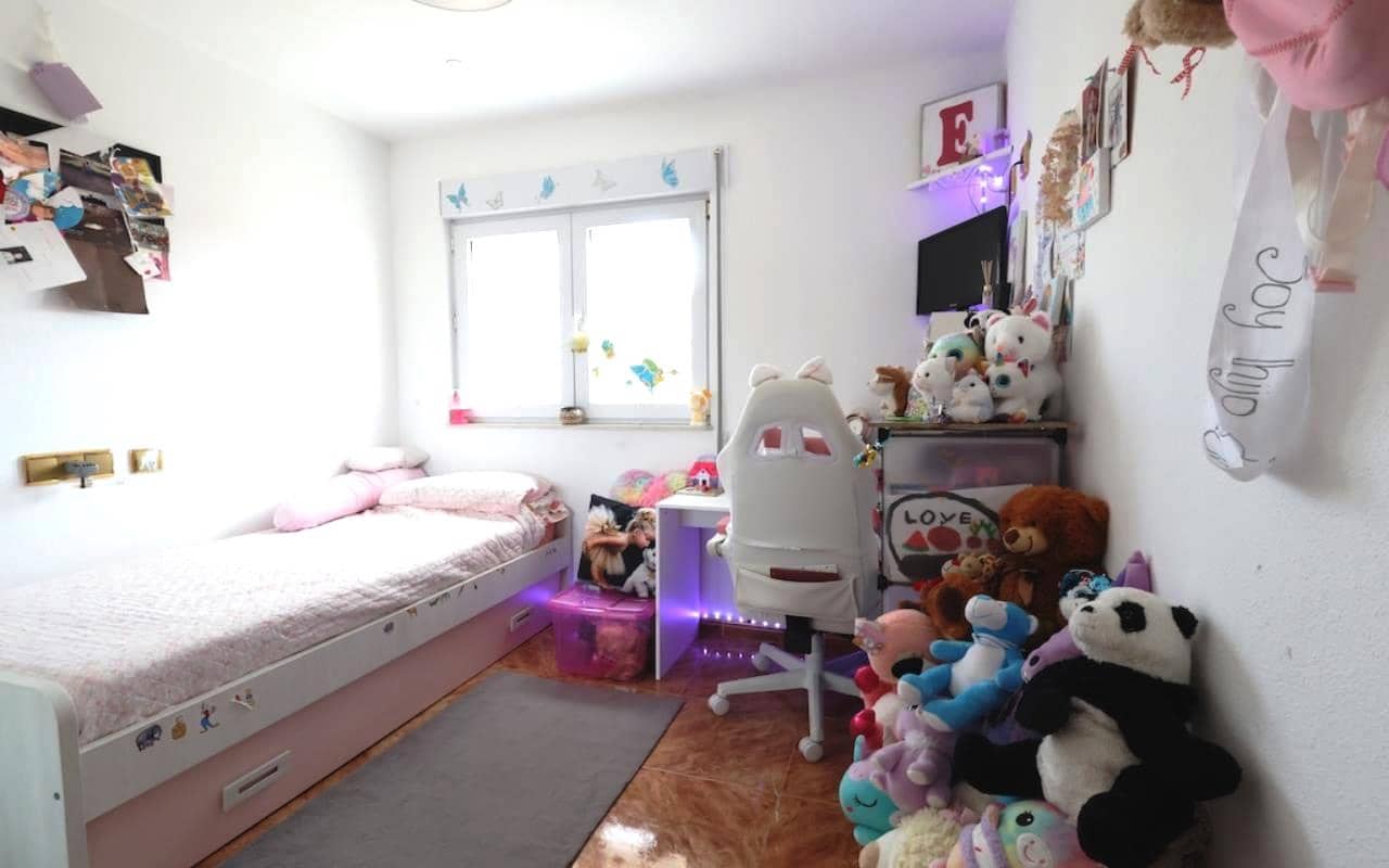 3 bedroom Penthouse for sale in Torrevieja - € 285,000 (Ref: 9833088)