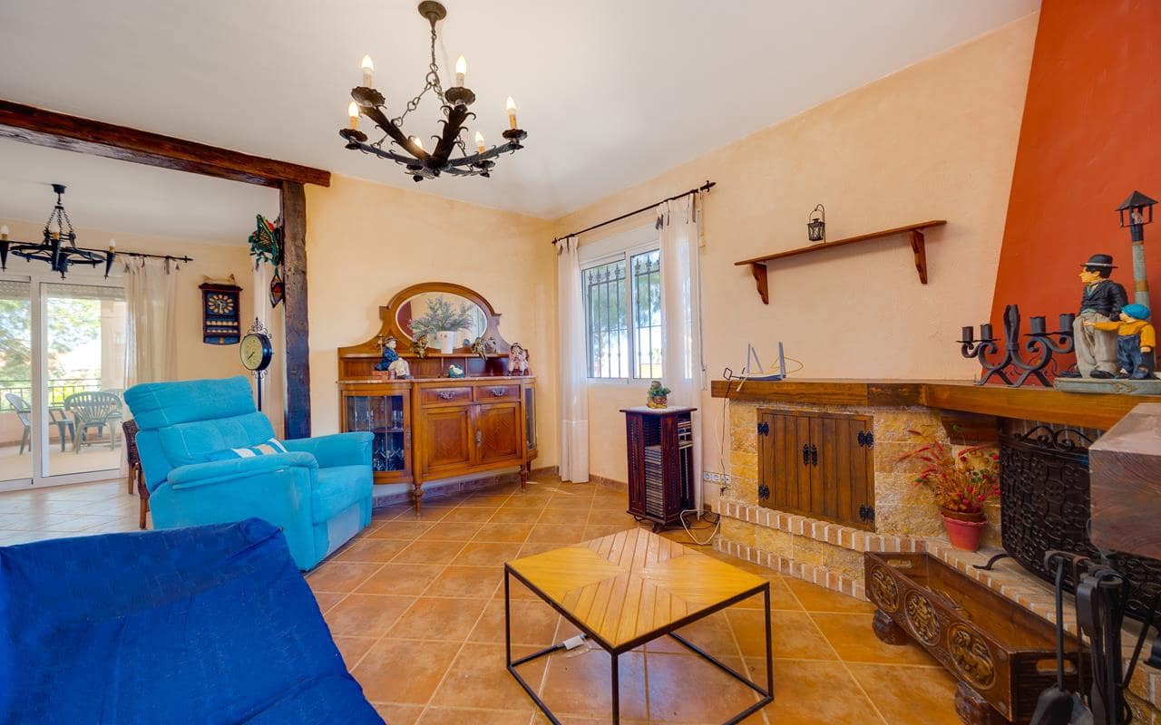 5 chambre Villa/Maison à vendre à San Miguel de Salinas avec piscine garage - 495 000 € (Ref: 9834672)