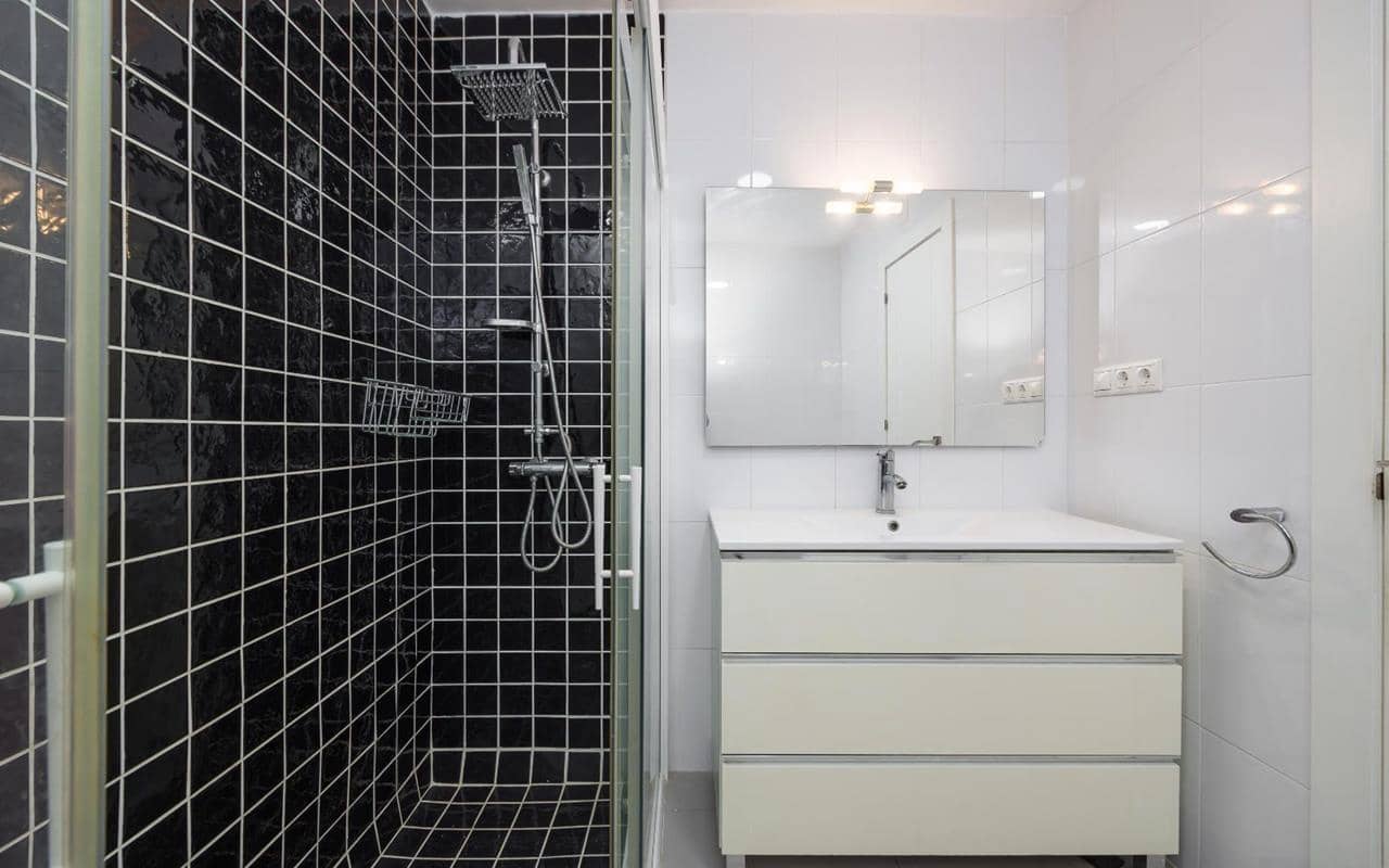 Apartamento de 2 habitaciones en Torrevieja en venta - 229.995 € (Ref: 9834994)