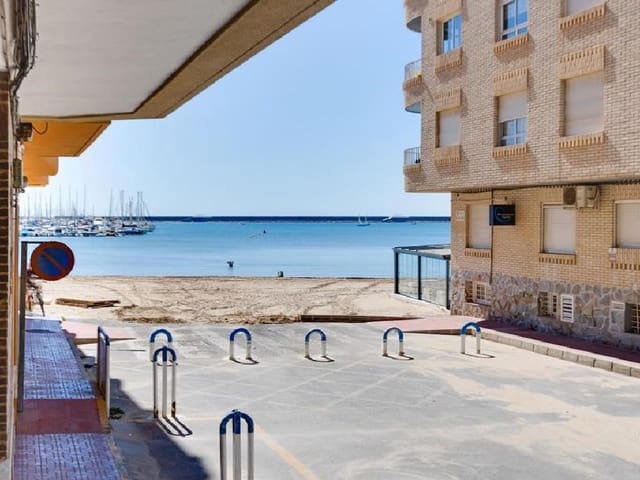 2 Bedrooms Beachfront Ground Floor Apartment with Terrace.