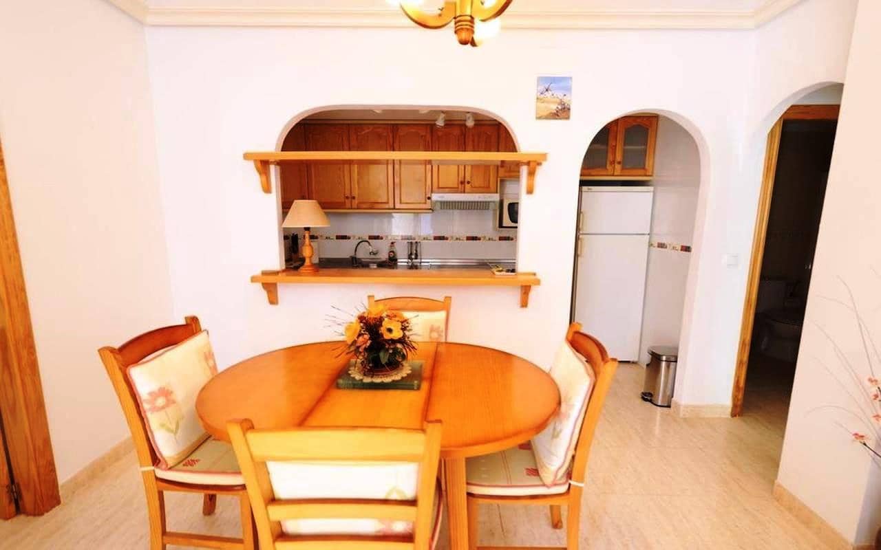 2 quarto Bungalow para venda em Playa Flamenca com piscina garagem - 189 000 € (Ref: 9839950)