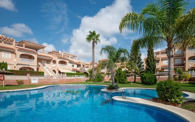 2 soveværelse Bungalow til salg i Playa Flamenca, Orihuela med swimmingpool garage - € 189.000 (Ref: 9839950)