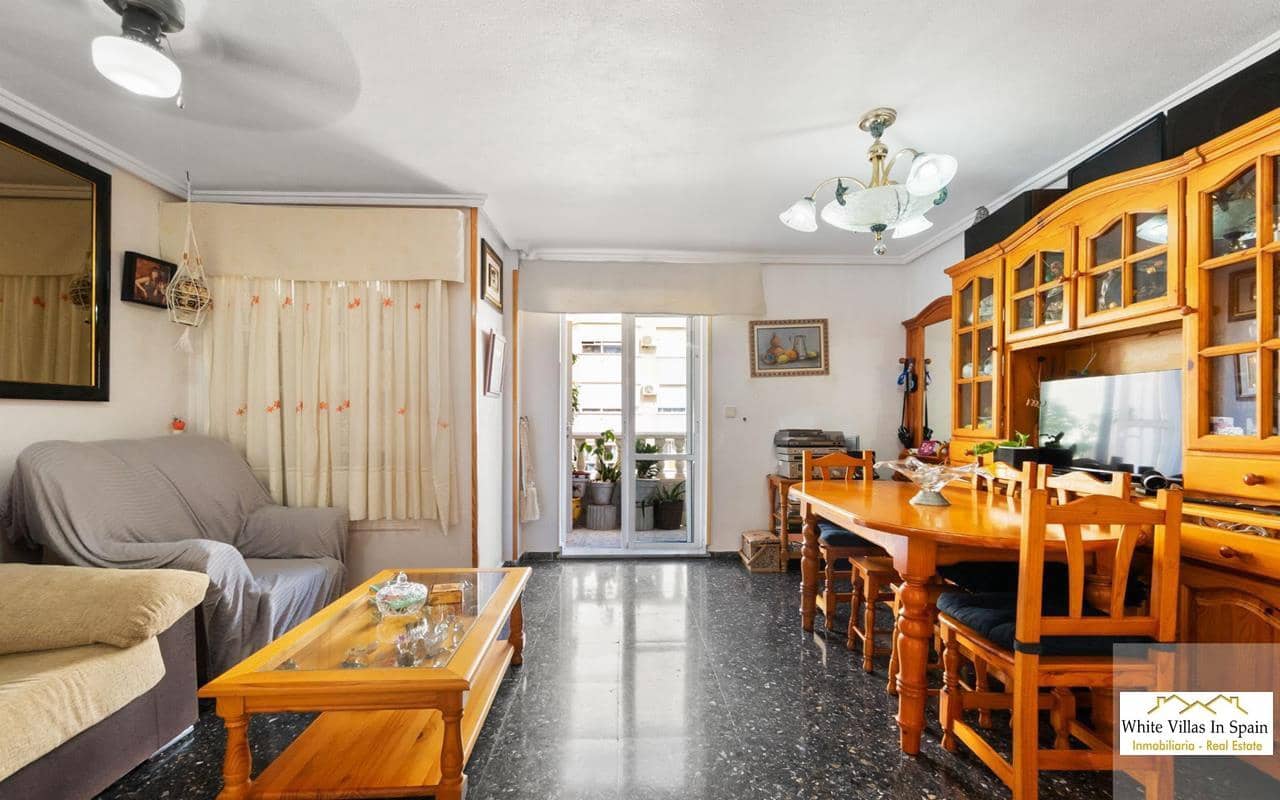 2 chambre Appartement à vendre à Punta Prima avec piscine garage - 150 000 € (Ref: 9839959)