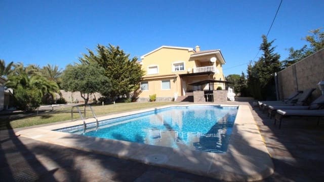 5 quarto Moradia para venda em Cabo Roig, Orihuela com piscina garagem - 1 250 000 € (Ref: 9844567)