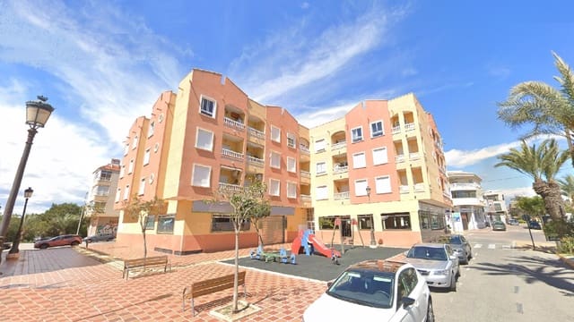 2 slaapkamer Appartement te koop in Guardamar del Segura met garage - € 169.000 (Ref: 9844568)