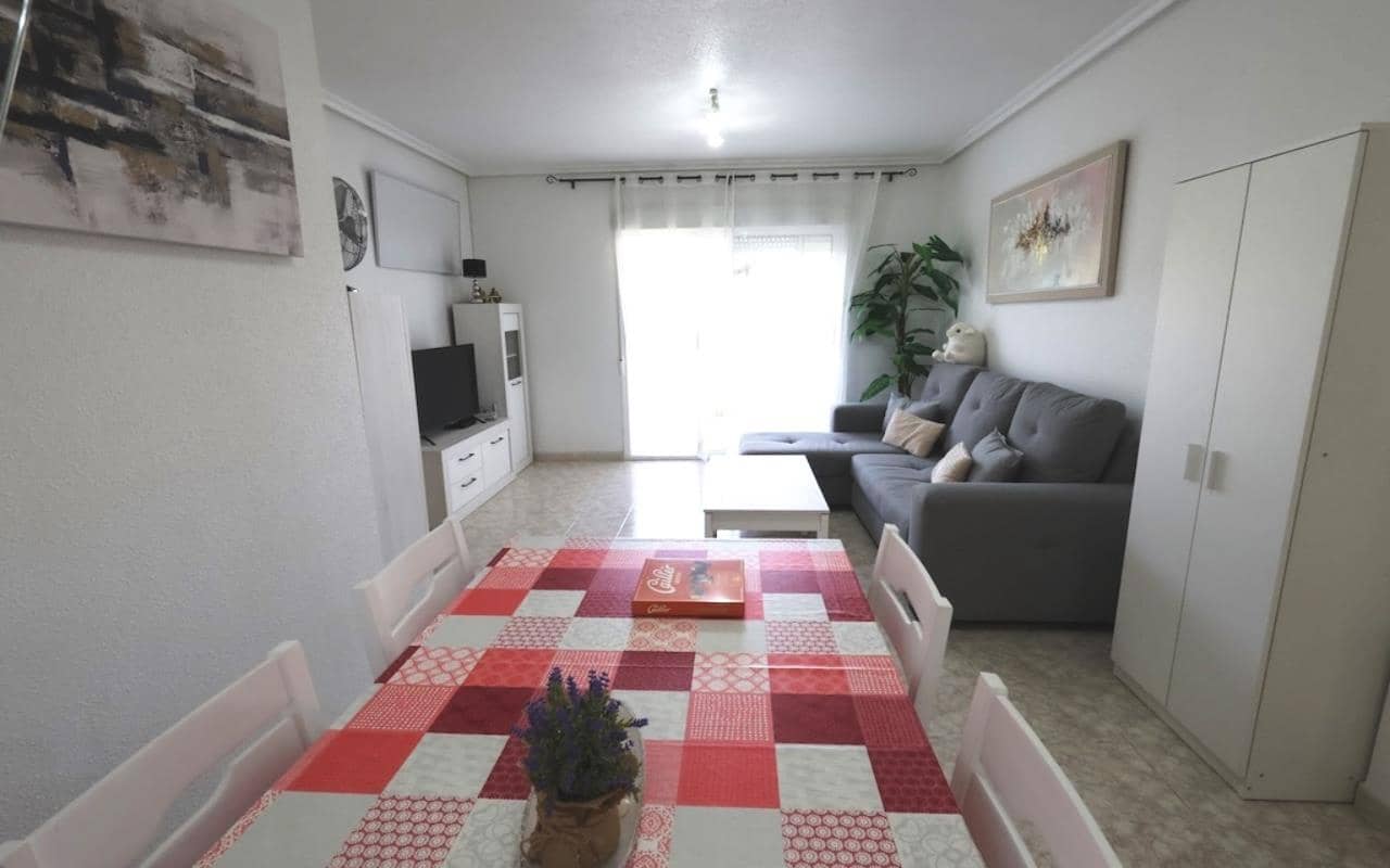 2 soveværelse Lejlighed til salg i Playa Flamenca med swimmingpool garage - € 174.000 (Ref: 9844653)