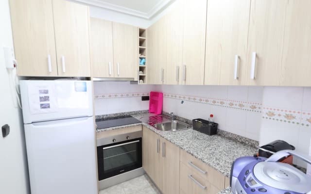 2 soveværelse Lejlighed til salg i Playa Flamenca, Orihuela med swimmingpool garage - € 174.000 (Ref: 9844653)