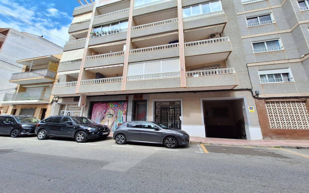 2 soverom Leilighet til salgs i Torrevieja - € 147 000 (Ref: 9848223)