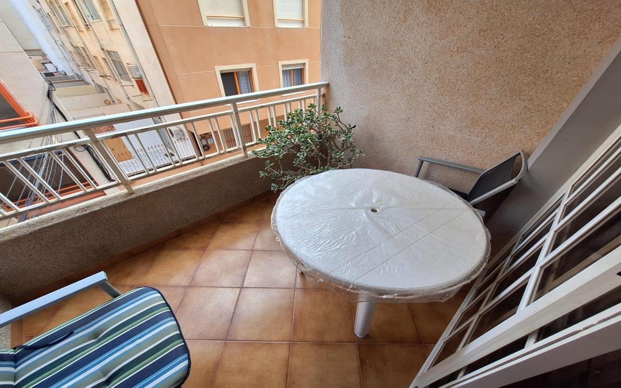 2 soverom Leilighet til salgs i Torrevieja - € 147 000 (Ref: 9848223)