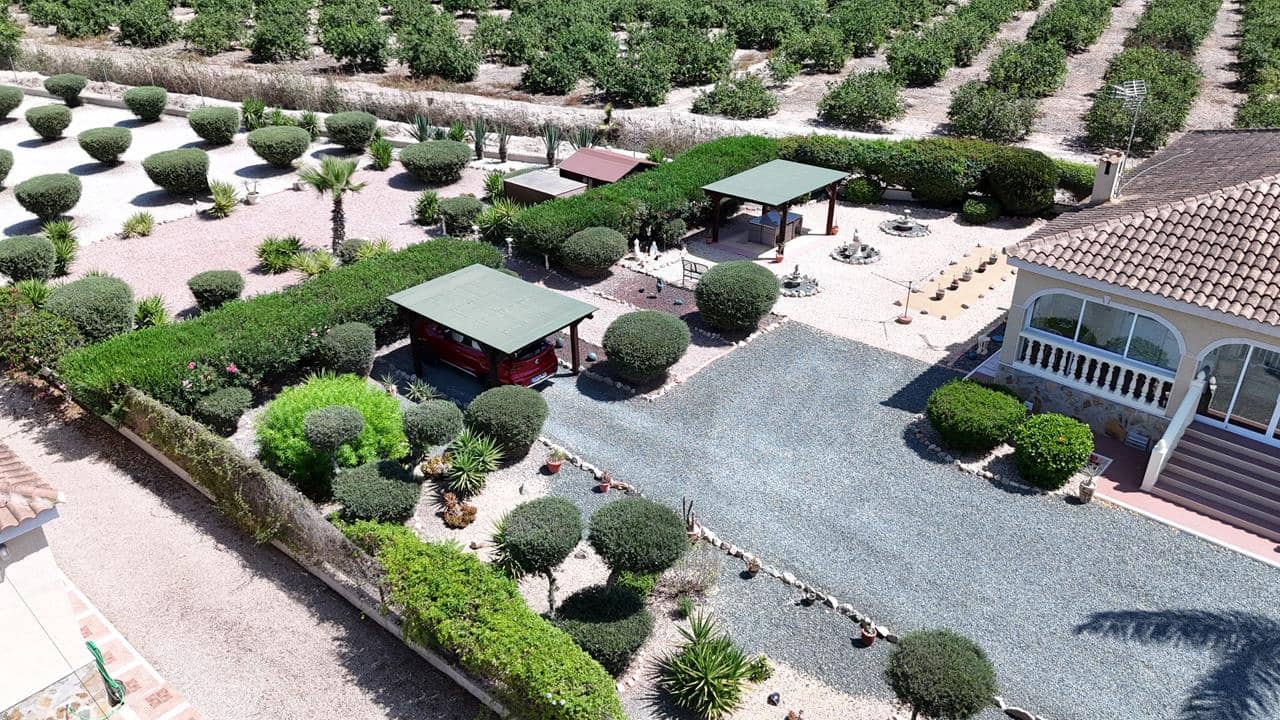 3 bedroom Villa for sale in Catral with pool garage - € 379,995 (Ref: 9850126)